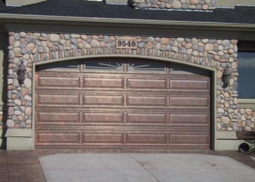 別墅仿木車(chē)庫(kù)門(mén)