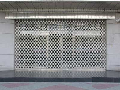 重慶不銹鋼卷簾門_網(wǎng)格